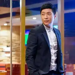 他是tvb古装剧收视之王,如今在溏心风暴3中出演一集就领饭盒了