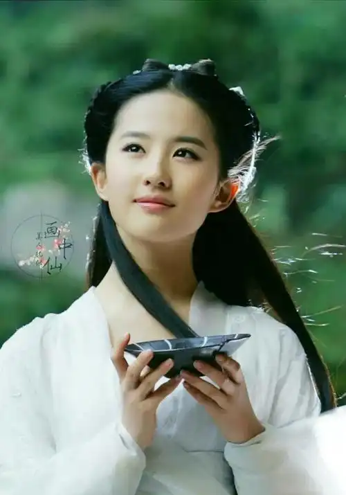 刘亦菲优雅脱俗唯美迷人