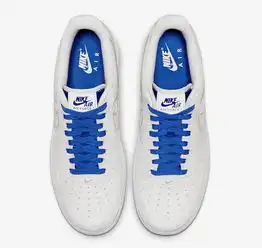 还可以自己写字这双uninterruptedxnikeairforce1不要错过啦