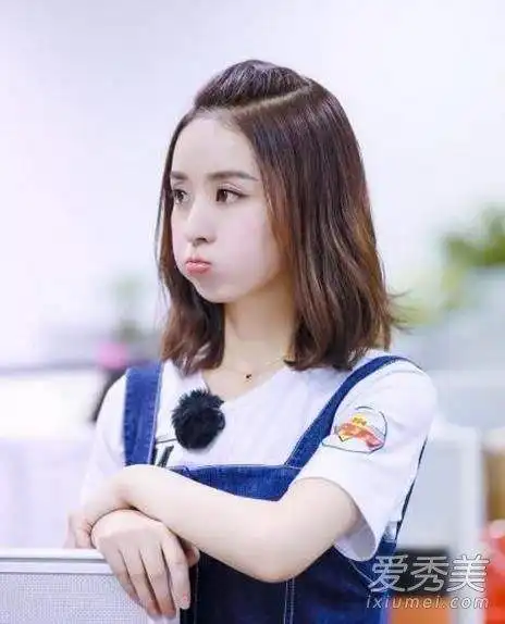 杨幂赵丽颖那种带点卷的短发很好看哎