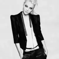 冷酷头像女霸气带字微信头像图片大全