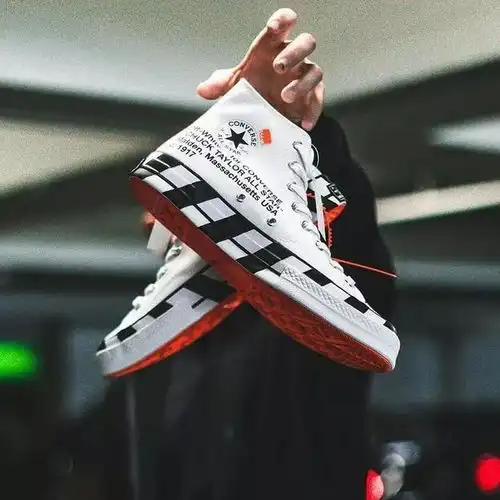 想不到今年起飞的球鞋中,converse居然占了这么多