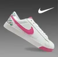 耐克后跟有块彩色帆布的板鞋这双鞋货号