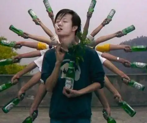 每日一笑刚发了工资,心想奢侈一把,拦了辆车大手一扬说