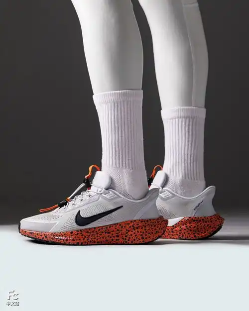 突发nike社交平台集体换头像,只为这个神秘配色