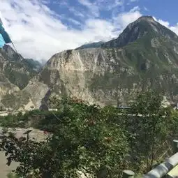 牟托羌寨地震遗址景观门票,茂县牟托羌寨地震遗址景观攻略地址图片门票价格