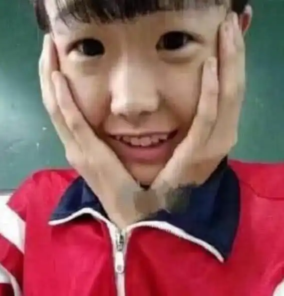 温婉转型三次让人审美疲劳,网友人丑多作怪,消停会儿吧