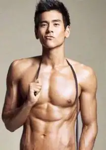倪萍吐槽张晨光抠门太搞笑,煎饼铺在脸上,咬出个口子也要继续说