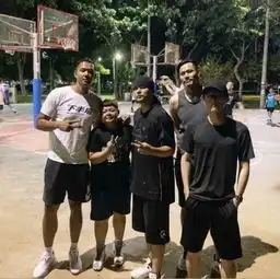 周杰伦健身为了9月的新专辑不让歌迷粉丝失望还有新的巡演