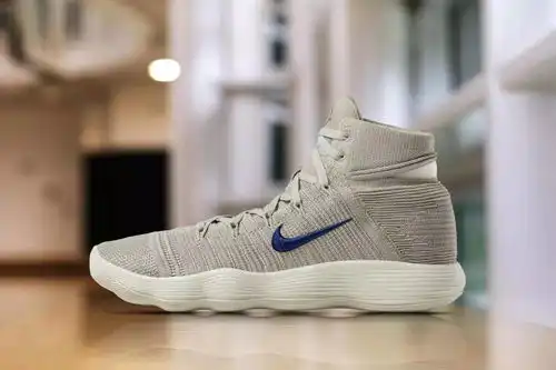 nikexoffwhite联名theten全数公布,这些让潮人为之疯狂的鞋款究竟有什么了不起
