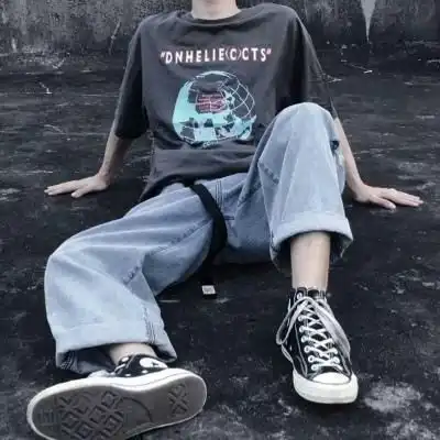 帅气高冷成熟男生头像