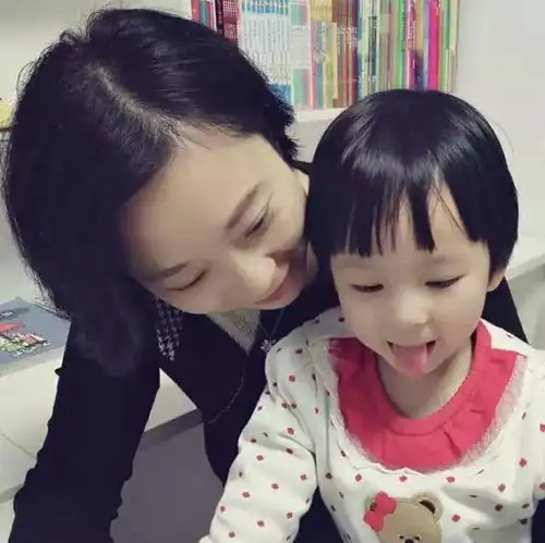 尹建莉老师说家长帮孩子做作业有几个好处这事你怎么看