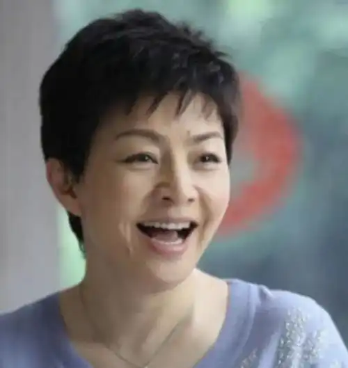女演员长相有多重要看央视一套熟年里宋丹丹和郝蕾就知道了