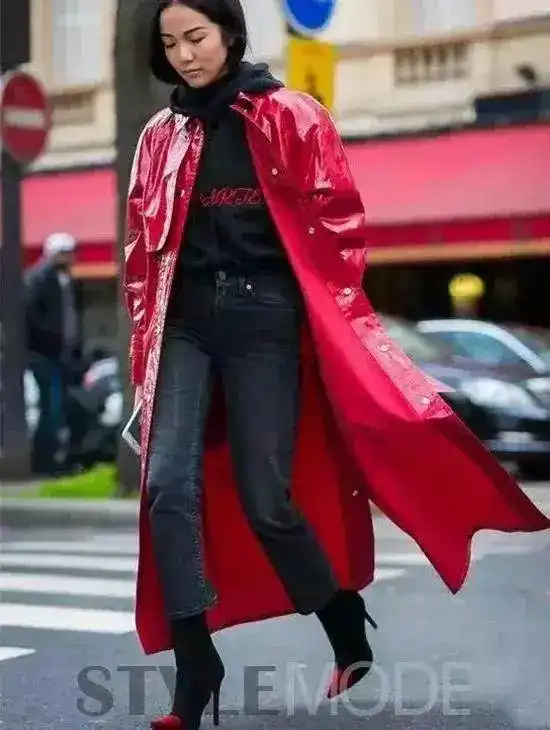 范冰冰裹塑料出街,我们的衣服未来将变成透明的