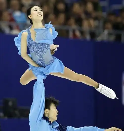 逼羽生结弦退役国际滑联新规则惹众怒,跳跃难度和分值不成正比
