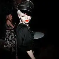 qq头像女生欧美风