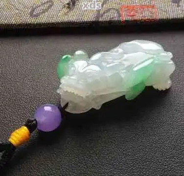貔貅佩戴金珠翡翠寓意与象征意义探析