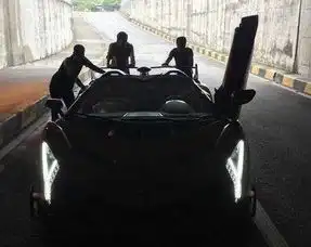 全球限量9台的兰博基尼,香港神秘土豪一人就买了两台