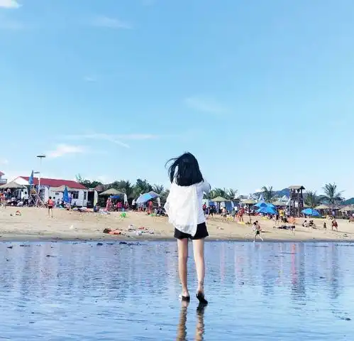 不用出国不用去青海广东有个绝美天空之镜沙滩,梦幻到爆炸