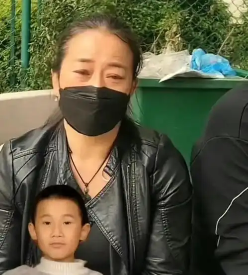突发山西失联男童已身亡,网传被亲妈后爸杀害,后被埋在爷爷坟
