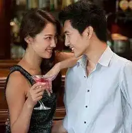 一对32岁夫妻离婚后的聊天记录