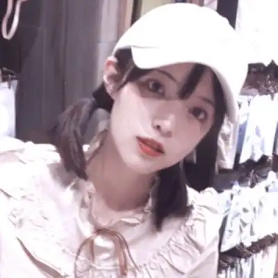 沈奈恬闺蜜头像小姐姐