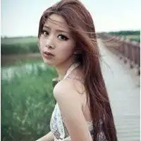 高冷伤感吊带御姐头像微信头像图片大全