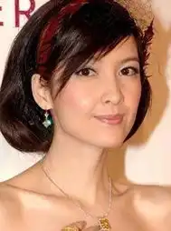 明星夏季美发挂环点睛