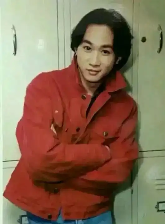 放眼整个乐坛,恐怕再也找不出一个像beyond的乐队