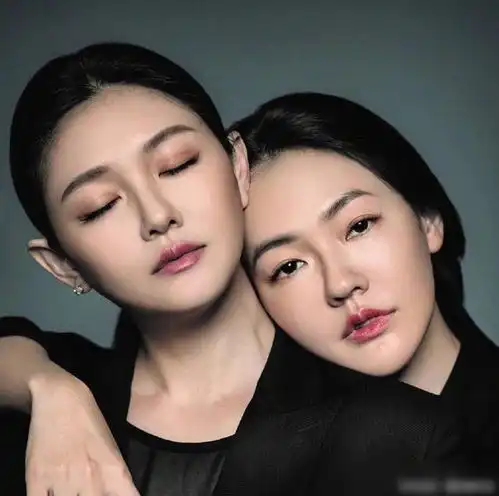 亲三姐妹小s太辛苦,大s装幸福,聚光灯外不起眼的她才是大赢家