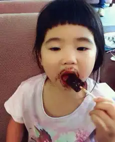 包子姐姐grace,超萌的吃相小朋友也要吃香香