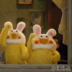 最近祝你鸡年大吉的鹦鹉兄弟火了,打哪来的