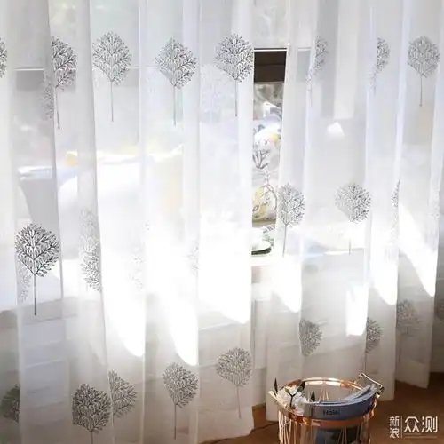 放弃线下,8家高人气窗帘店铺分享