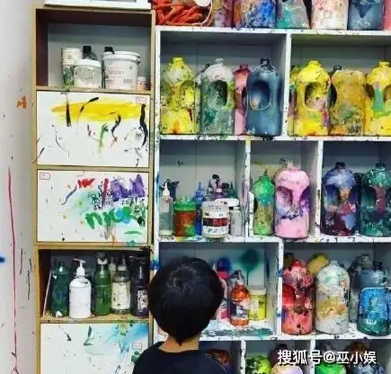网传黄晓明baby已经离婚baby晒小海绵背影照,网友吐槽孩子太黑