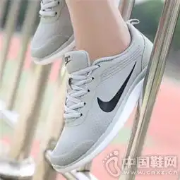 潮人都爱的最值得入手的帆布鞋你入手了几双