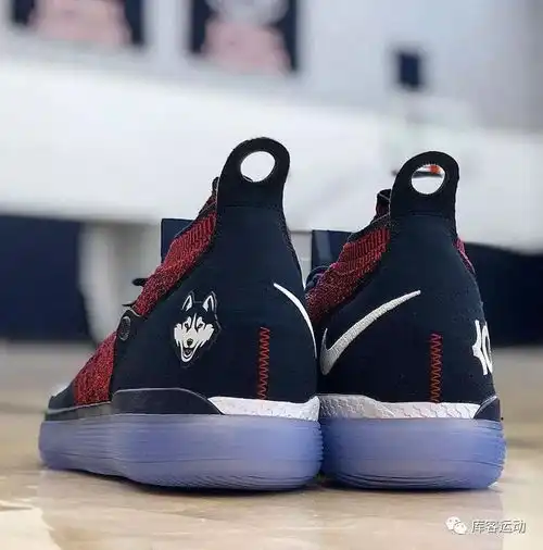nikekd11康涅狄格大学pe哈士奇头像点缀