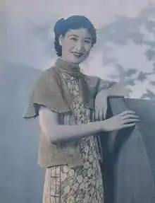 她被称青帮母毒蛇带保镖闯租界民国第一女流氓