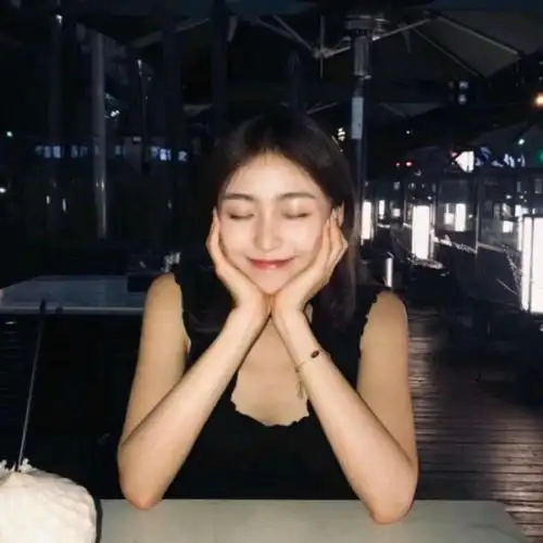 小清新可爱黑发拍照女生头像奶女生头像我要个性网