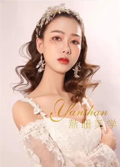 精致头饰新娘造型,优雅迷人超吸睛
