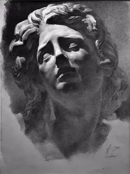 石膏素描画成这样子,不上美院都屈才