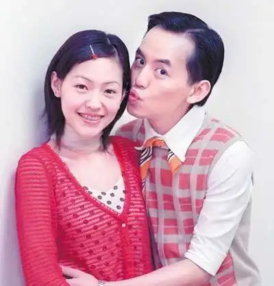 黄子佼真会说,借爆料大小s姐妹,抛出三个对自己有利的信息