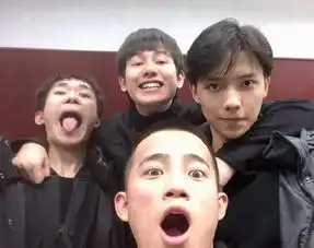 关晓彤这次终于穿对,看到tfboys的校服照网友不淡定了