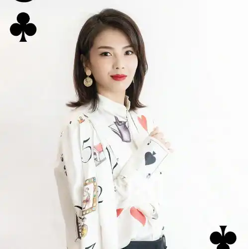 娱乐圈公认的四位国民媳妇,前三位都混成一线,最看好的她却被人遗忘