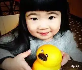 新氧曹格女儿grace姐姐居然从肿泡眼变成了双眼皮