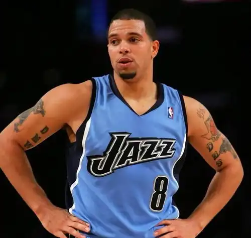 nba单赛季助攻超过830是什么概念,近6个赛季无人完成