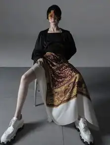 戚薇又换发型拍杂志,超短发造型史无前例,戚哥果然名不虚传