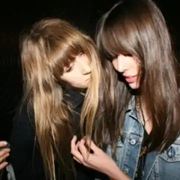 欧美姐妹头像大全2020最新版的与你一起二到世界的终结