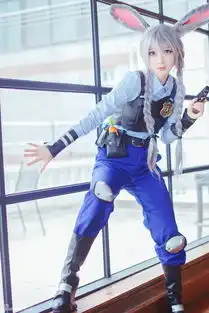 组图又美又可爱妹纸们组团cos朱迪兔警官
