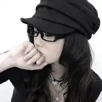 qq头像女生真人古风伤感