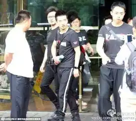 吴克群汪峰被误认为鹿晗和周杰伦后,尴尬和装逼